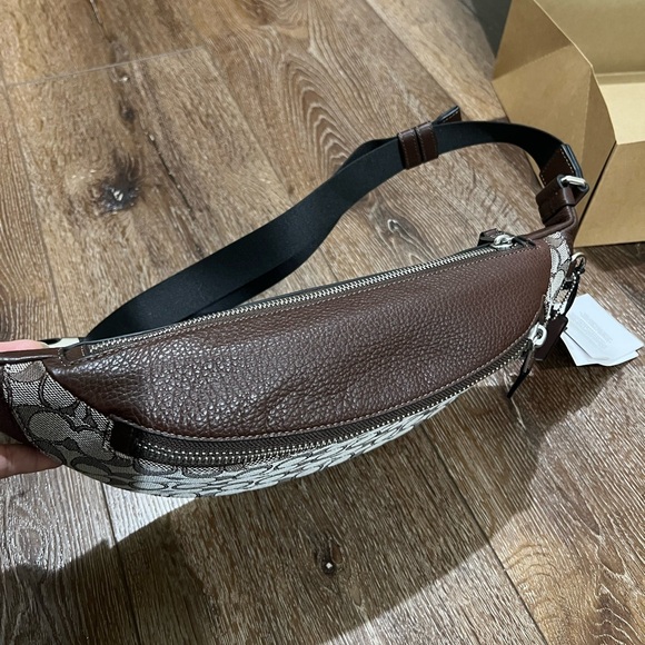NWT coach warren fanny pack belt bag brown with wallet, 2 total - Picture 4 of 16